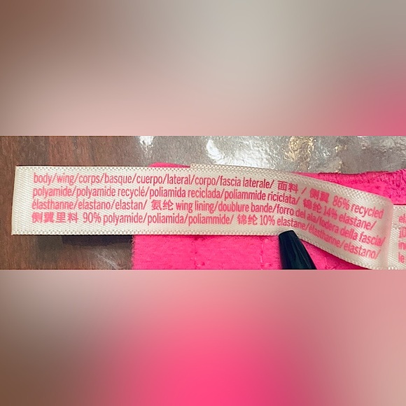 Pink Victoria’s Secret Super Push Up Hot Pink Silver Logo Underwire Bra Size 36B - Picture 13 of 14